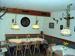 Altes Forsthaus فندق