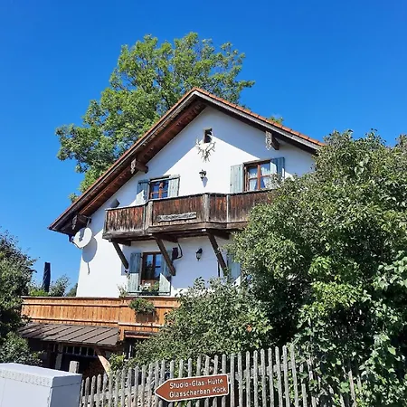 Altes Forsthaus Sankt Oswald-Riedlhuette