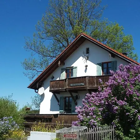Altes Forsthaus Sankt Oswald-Riedlhuette